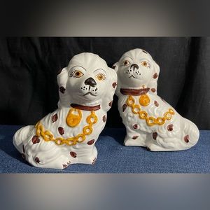 Pair of Ceramic Staffordshire Style Spaniels Dogs, Made in Italy